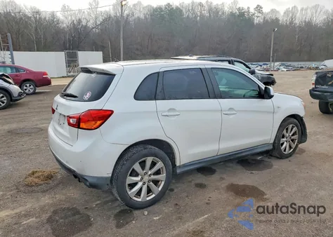 2015 Mitsubishi Outlander Sport Es z USA, uszkodzony, nr VIN 4A4AP3AU9FE034980